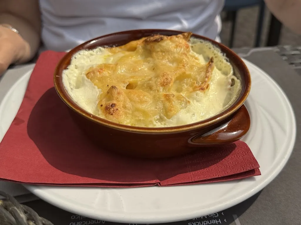 La Grotta Ristorante Pizzeria_La Thuile_slider_image_3