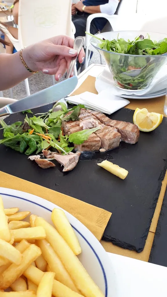 David V_Daubaci_Vado Ligure_review