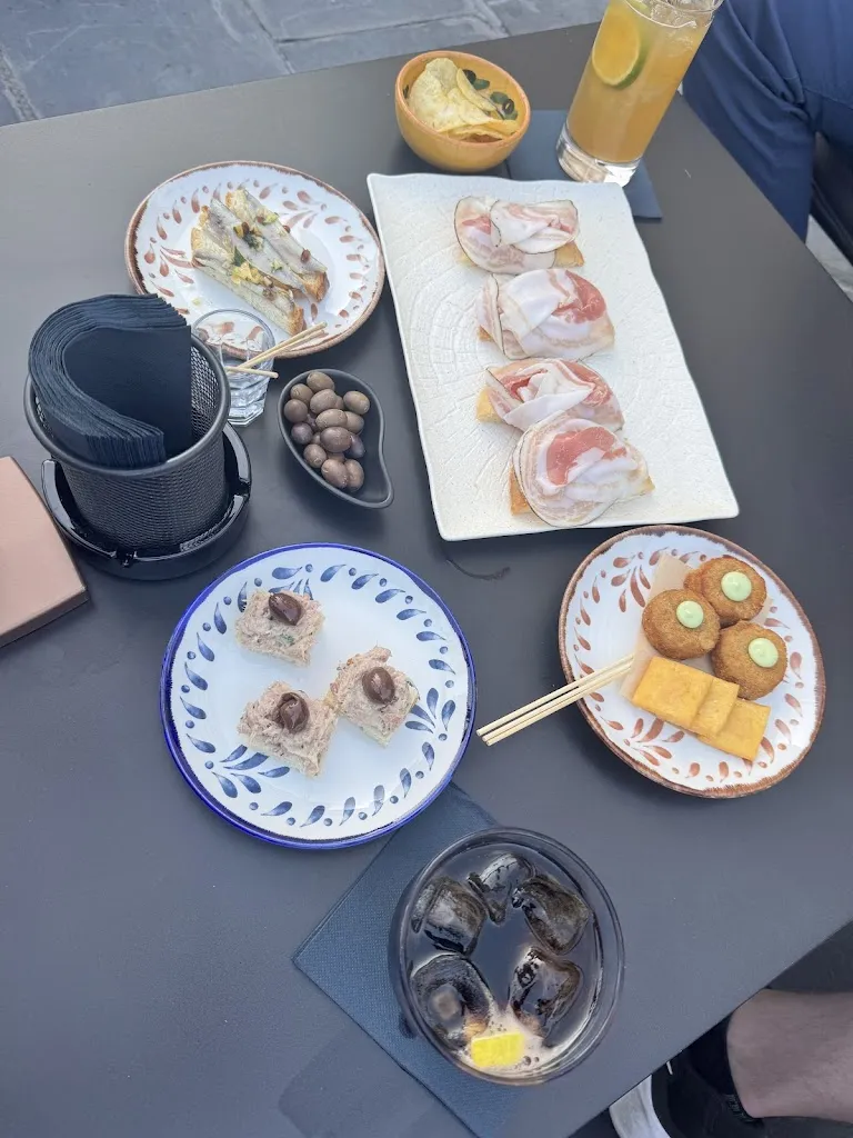 Odessa Tinius_Bar Ristorante Clipper_Taggia_review