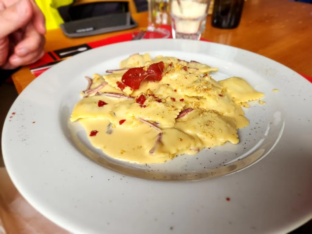 James B-Y_Maison Carrel_La Thuile_review