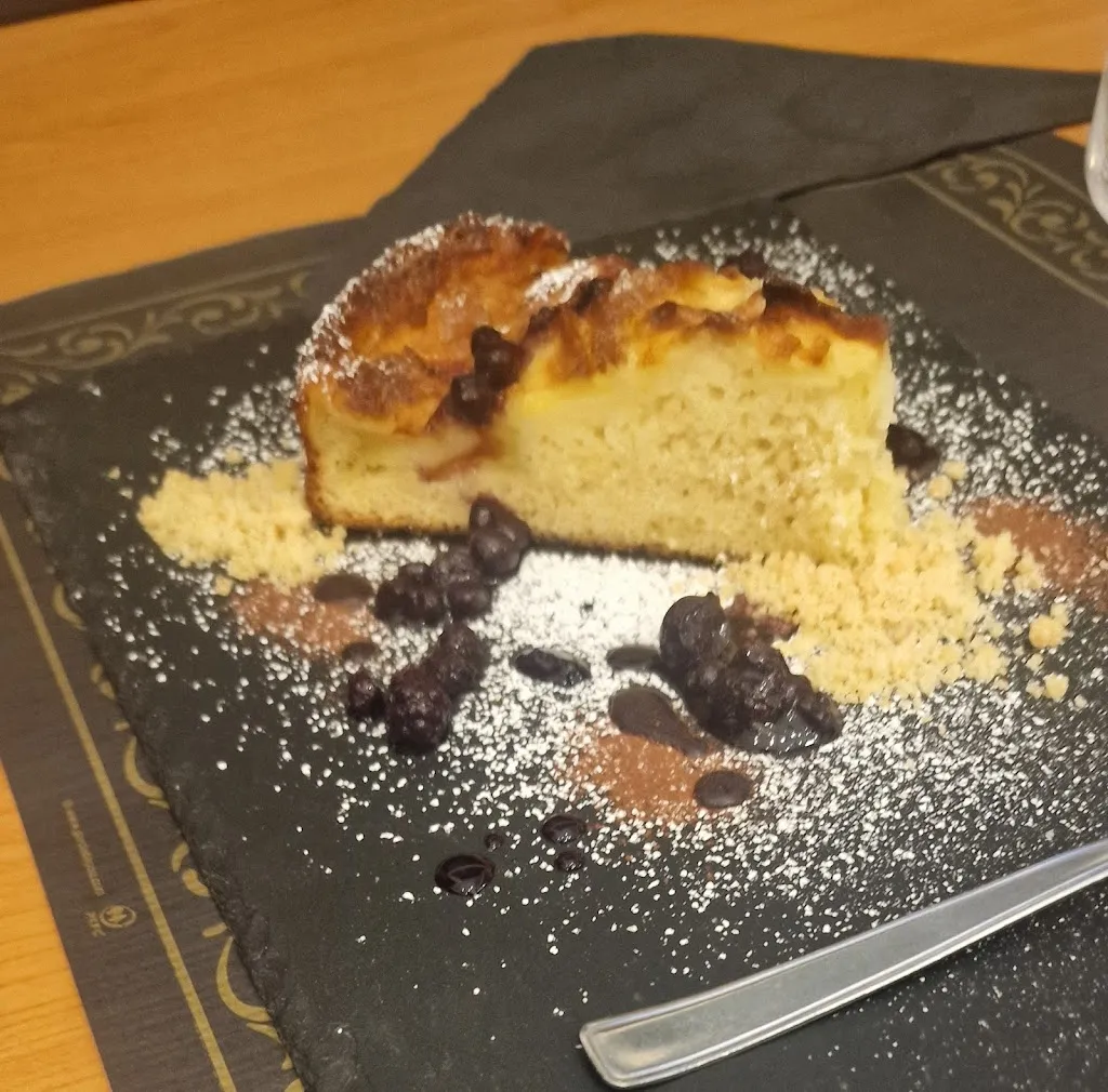 Katherine Lincoln_Ristorante Pizzeria Ira_Taggia_review