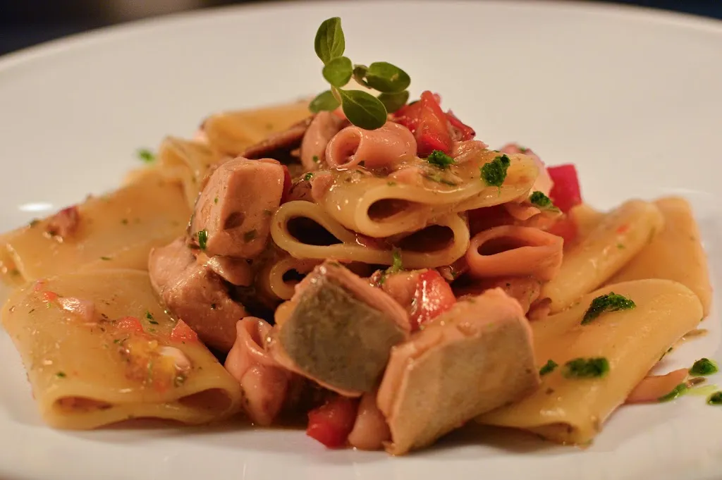 Sea Art Bar & Restaurant restaurant in Vado Centro