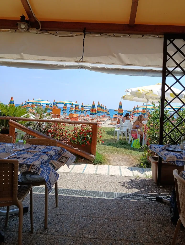 Donatella Ramello_Ristorante Blue Beach_Vado Centro_review