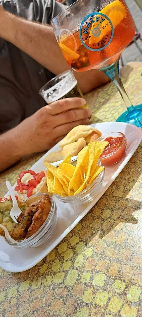 Norman Budai_Bar Baguttino Vado Ligure_Vado Centro_review