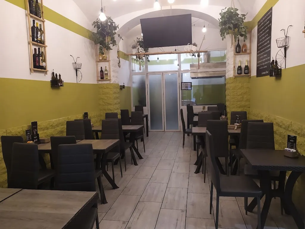 Gramsci Bar & Bistrot restaurant in Vado Centro