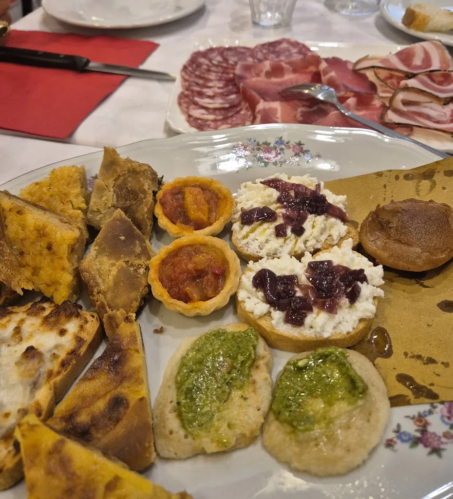 L'Osteria Du Chicchinettu_Varese Ligure_slider_image_2