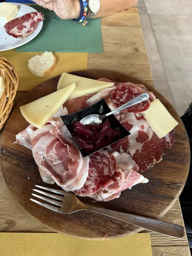 Ornella Fugazza_Passocento_Varese Ligure_review