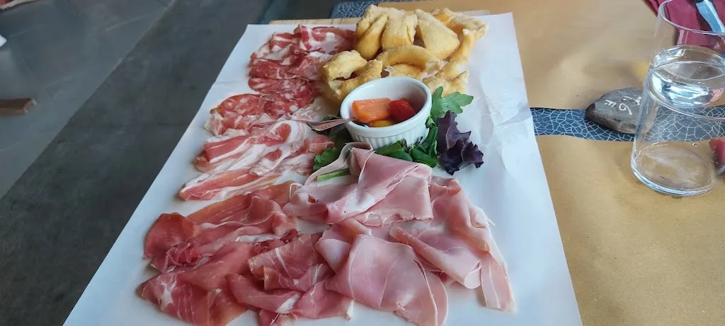 Roberto B_L`Incontro_Varese Ligure_review