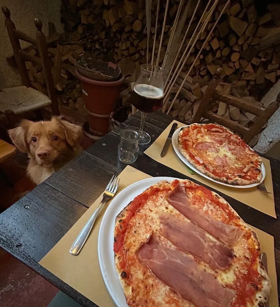 Pizzeria Bukowski's restaurant in Varese Ligure