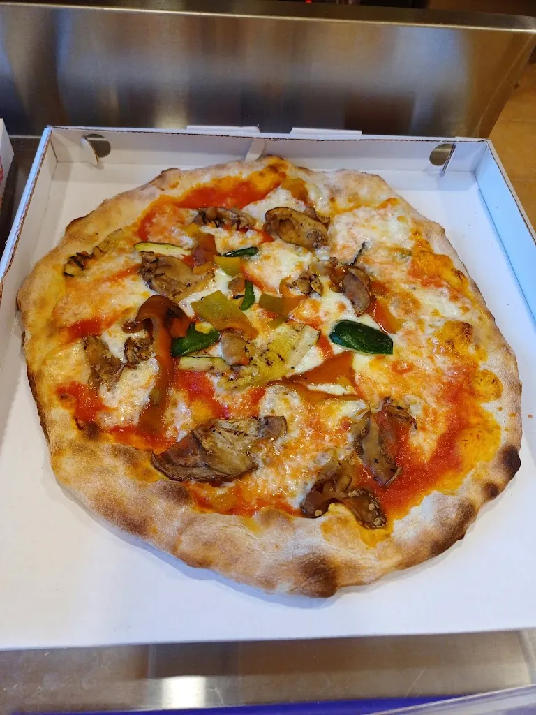 Menu_PIZZA MOMO_Vallecrosia_image_5