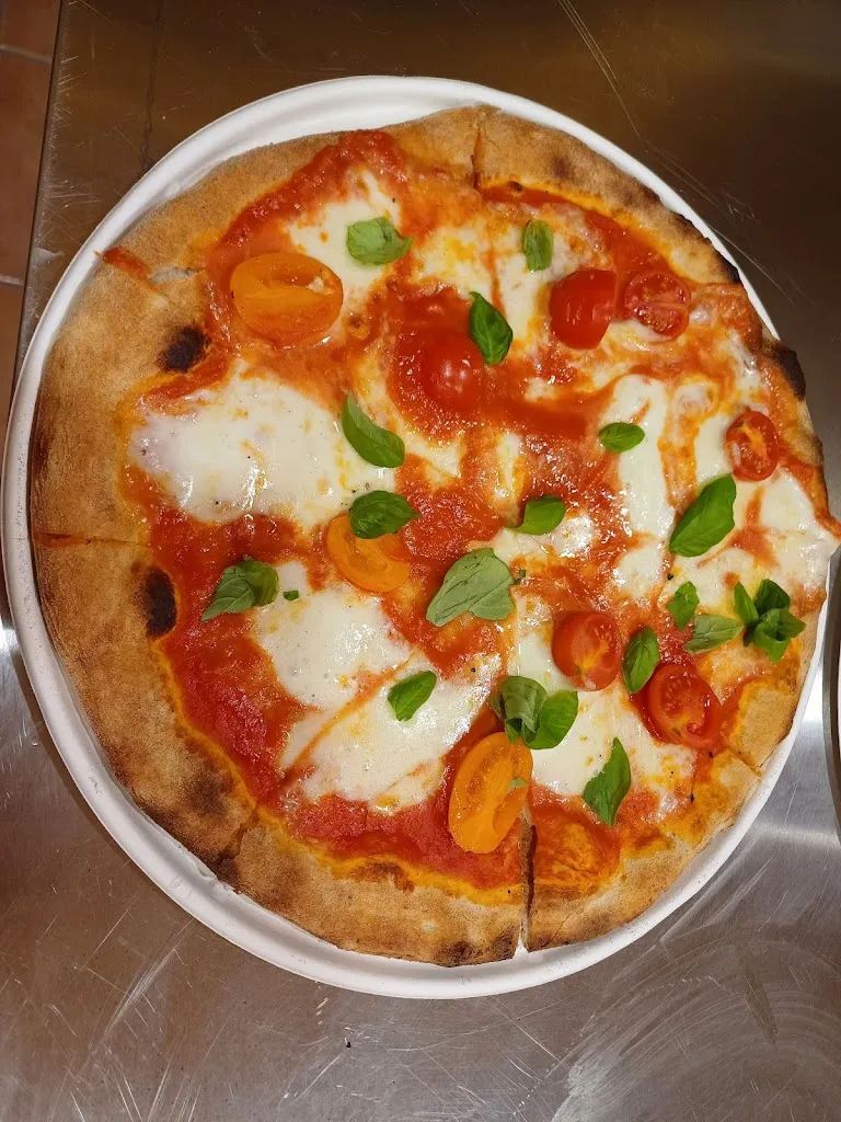 Menu_PIZZA MOMO_Vallecrosia_image_8