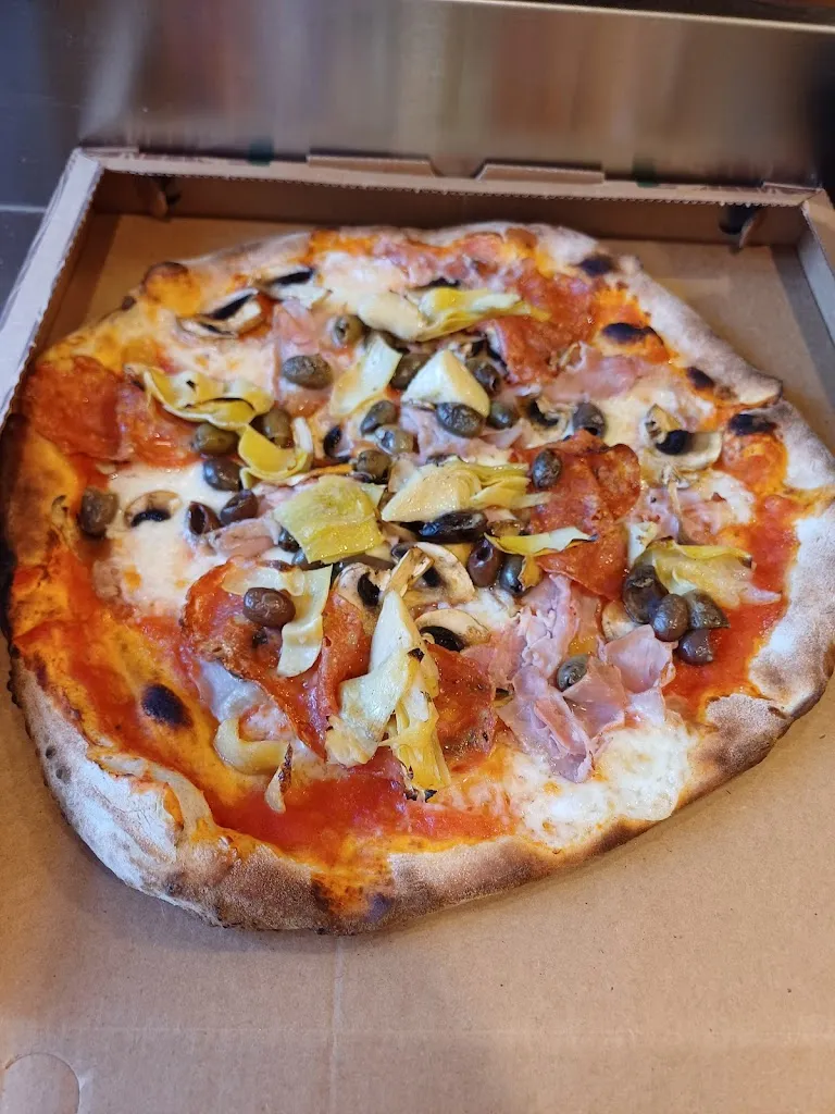 Menu_PIZZA MOMO_Vallecrosia_image_9