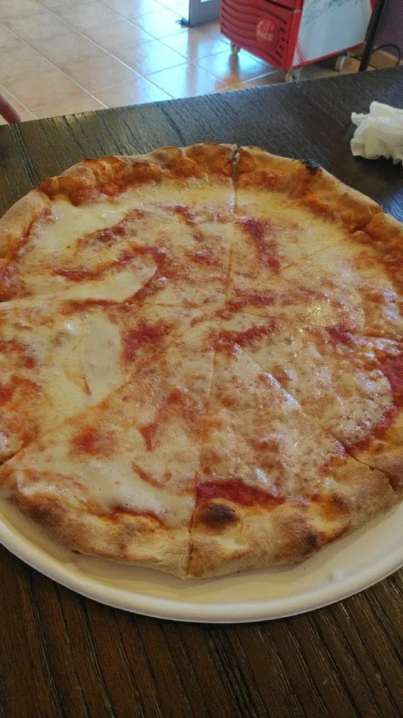 Som M_PIZZA MOMO_Vallecrosia_review