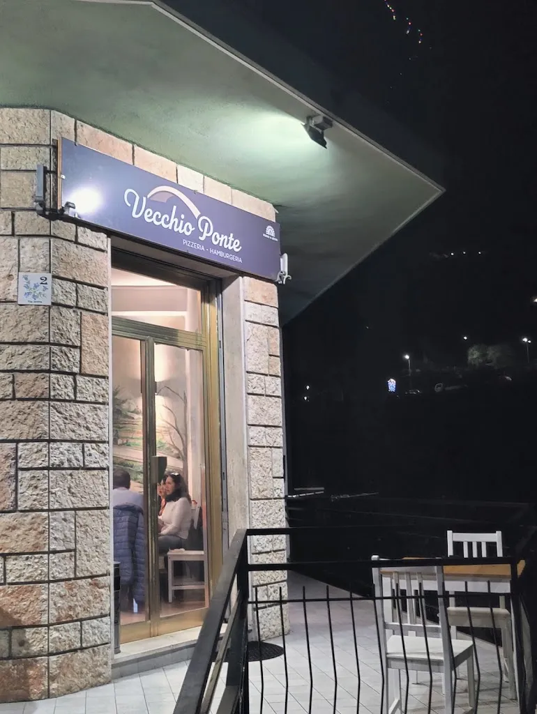 Vecchio Ponte restaurant in Vallecrosia