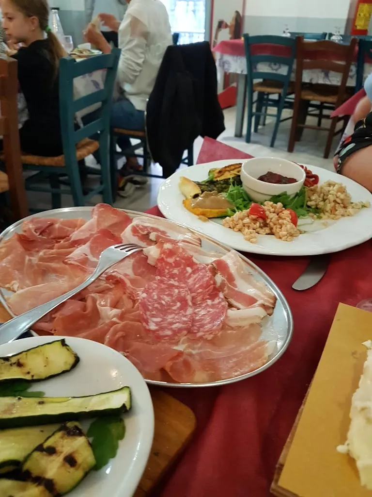 Menu_Panigacceria il testo bianco_Vezzano Ligure_image_4