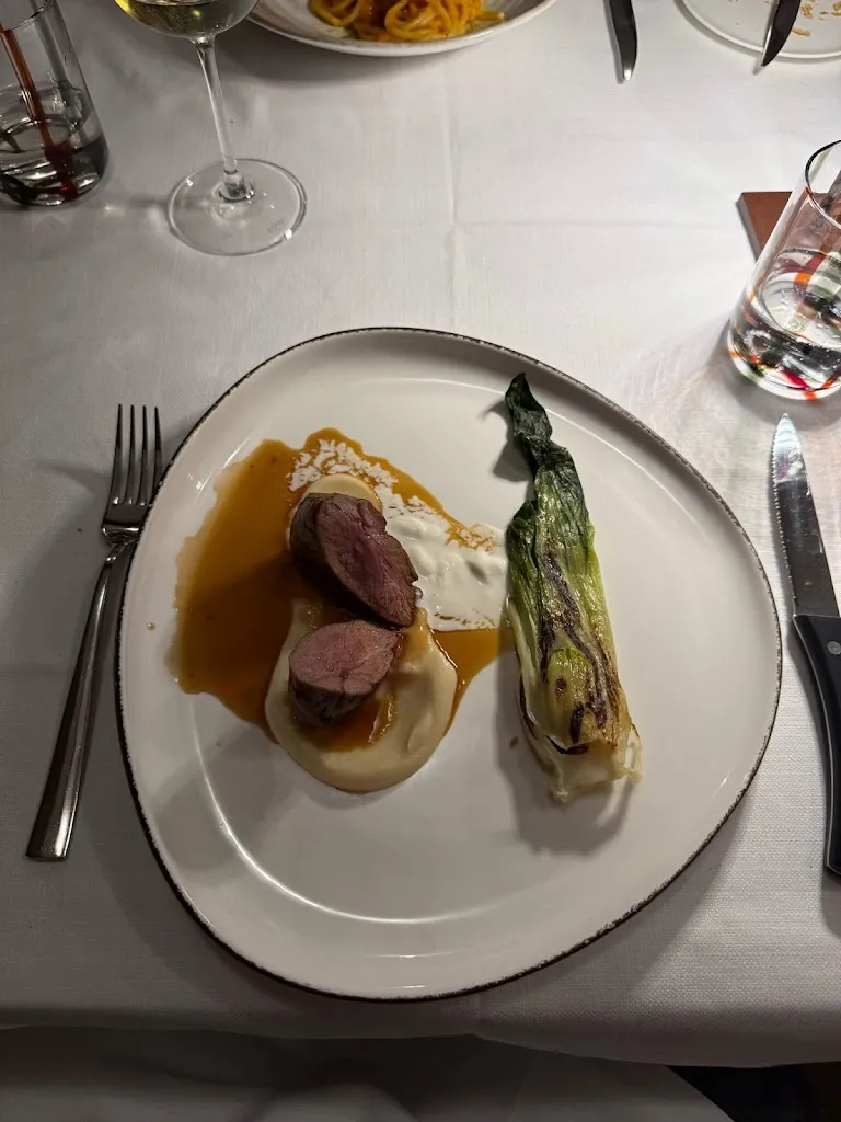 Ashley Law_Bistro Alpino_La Thuile_review