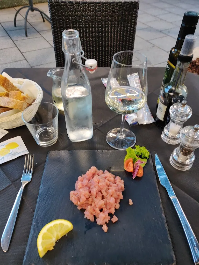 Rudolf Neumann_Il Gambero_Varazze_review