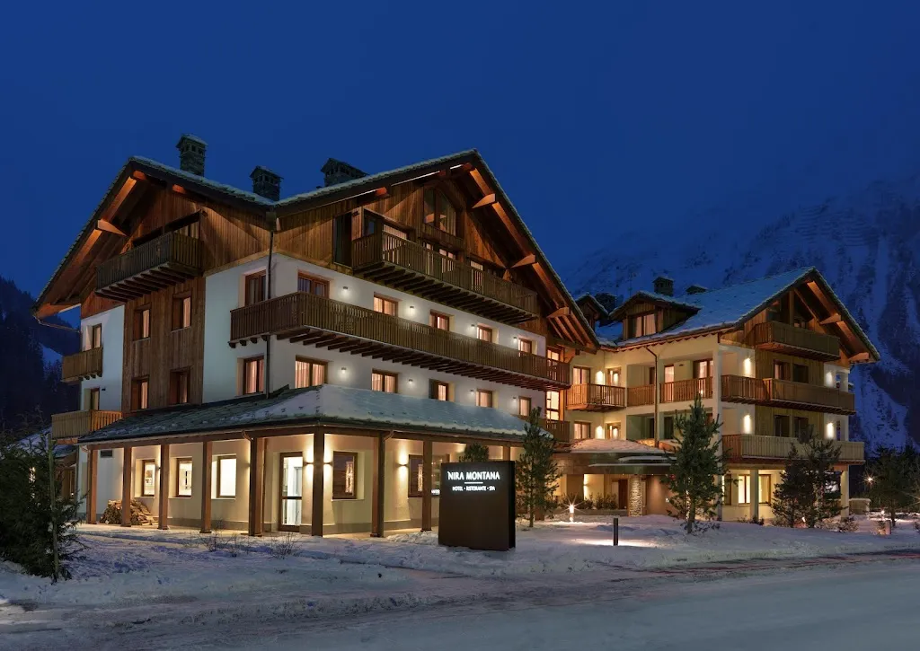 Montana Lodge & Spa, by R Collection Hotels restaurant in La Thuile
