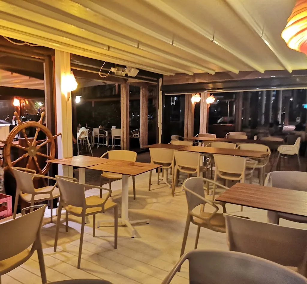 Il Pesce Pazzo restaurant in Varazze