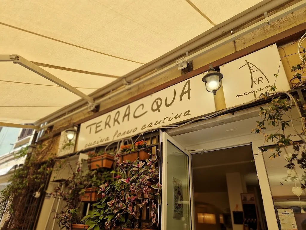 Michael Howard_Terracqua_Varazze_review