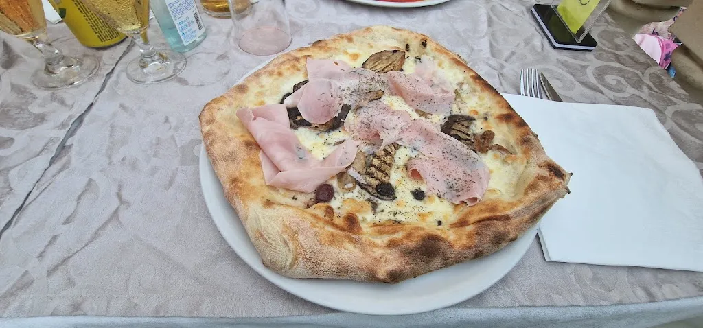 400 Gradi Pizzeria Ristorante_Varazze_slider_image_3