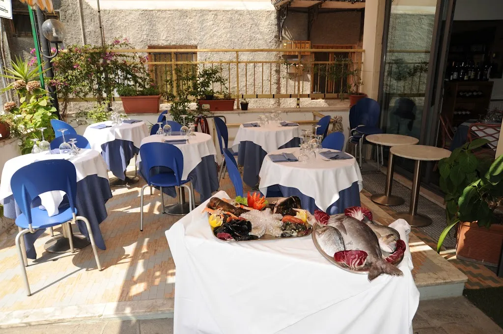 Hotel Ristorante Pizzeria Milton restaurant in Varazze