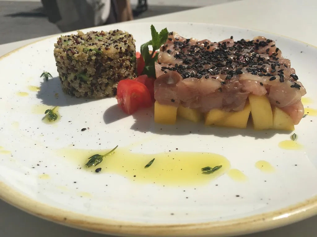 TONDA Pizza&Cocktails_Zoagli_slider_image_3