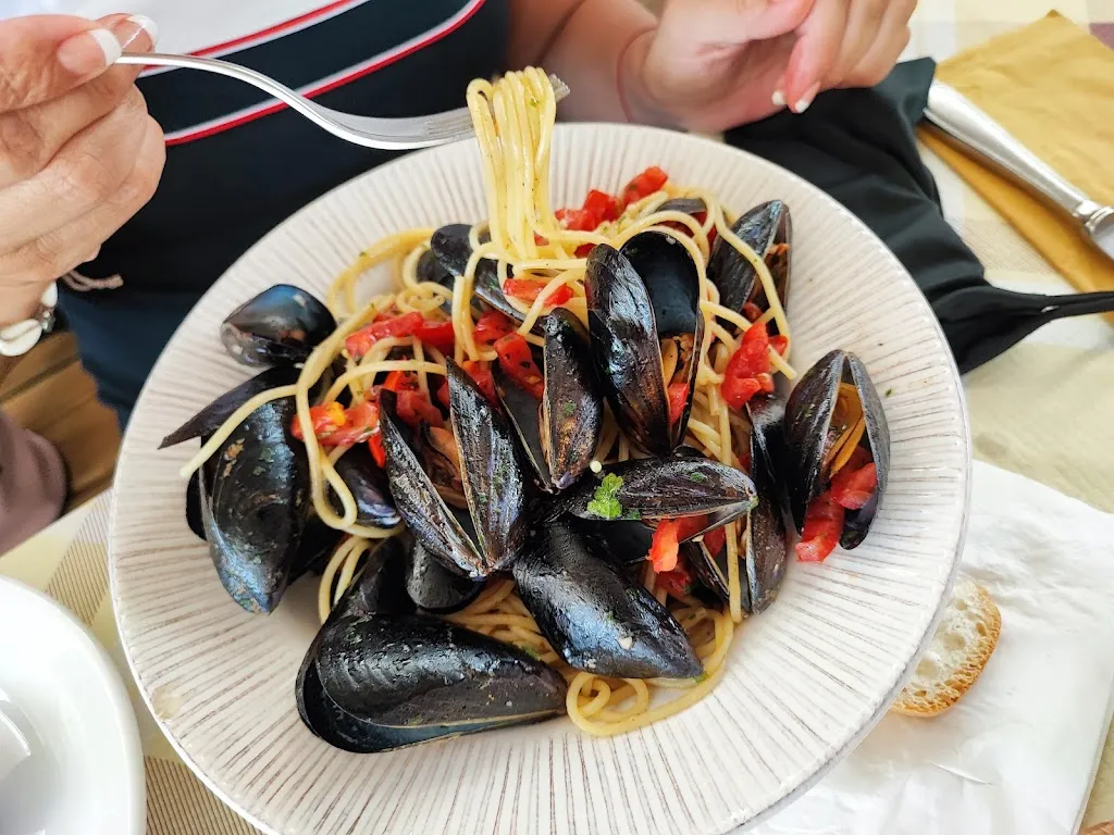 Nikola Milachich_Ristorante Bar Punta Stella_Zoagli_review