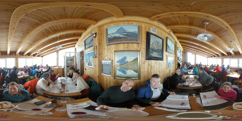 Jean Paul Voyat_Rifugio Ristorante S. Bernardo_La Thuile_review