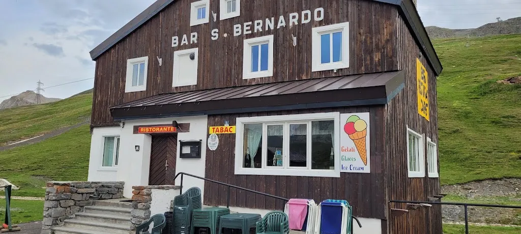 Rifugio Ristorante S. Bernardo_La Thuile_slider_image_1