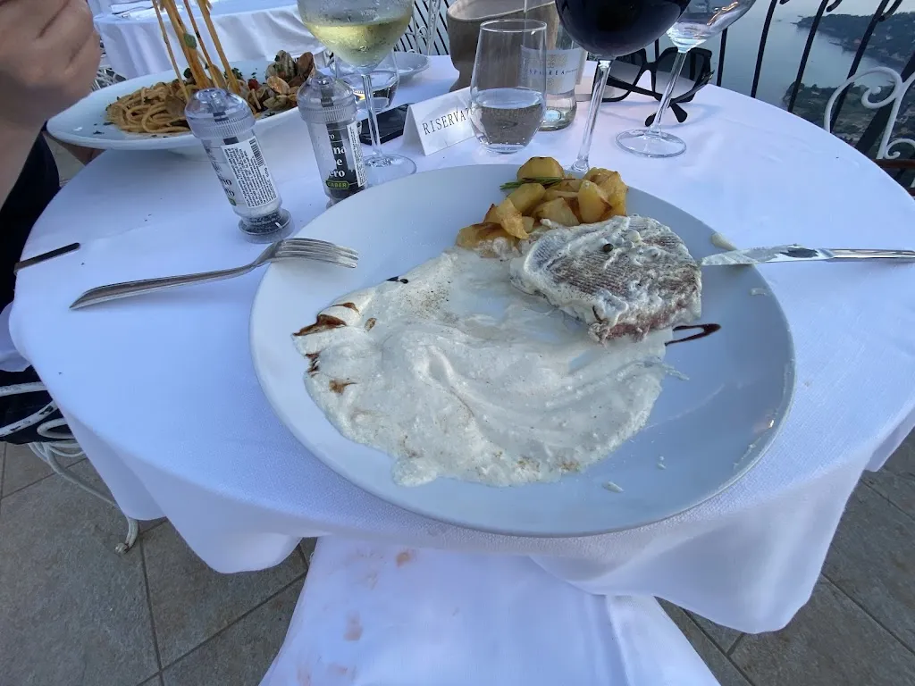 Annalie Killian_Ristorante @ La Riserva di Castel d'Appio_Ventimiglia_review
