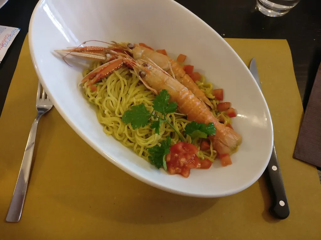 Enrique MARTINEZ_Il Vesuvio_Ventimiglia_review