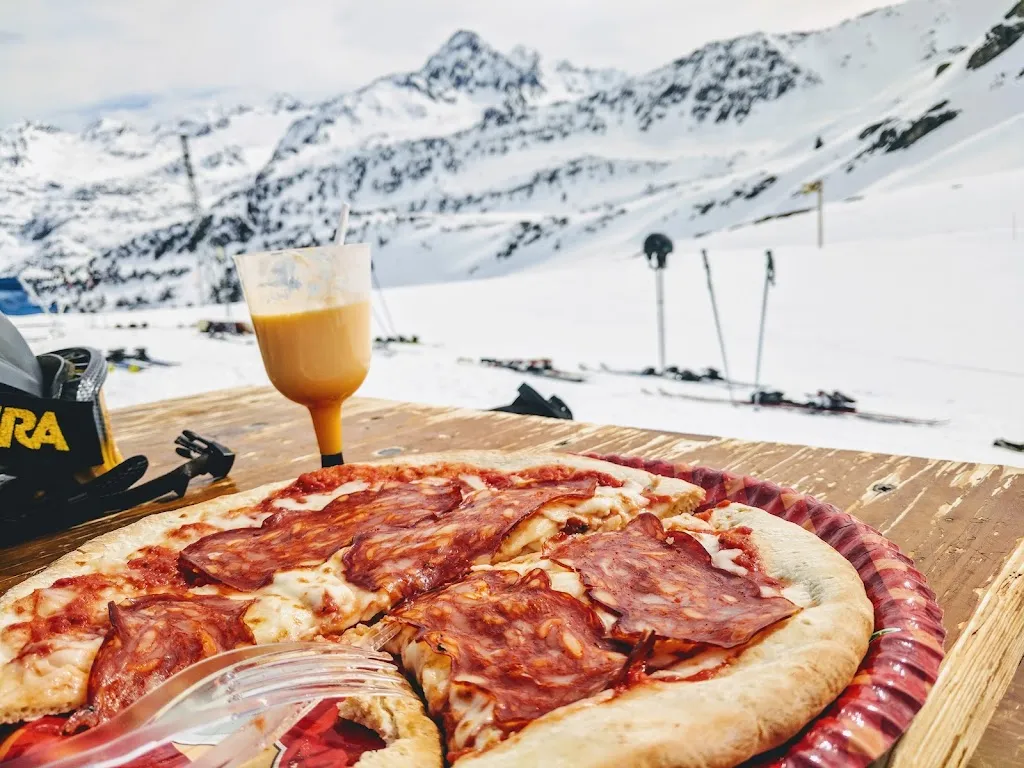 Offshore Bar_La Thuile_slider_image_3