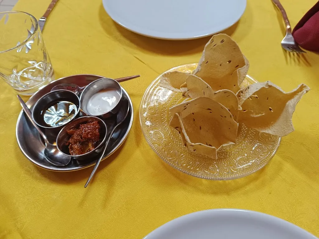 Head Quarters Indian restaurant_Ventimiglia_slider_image_3