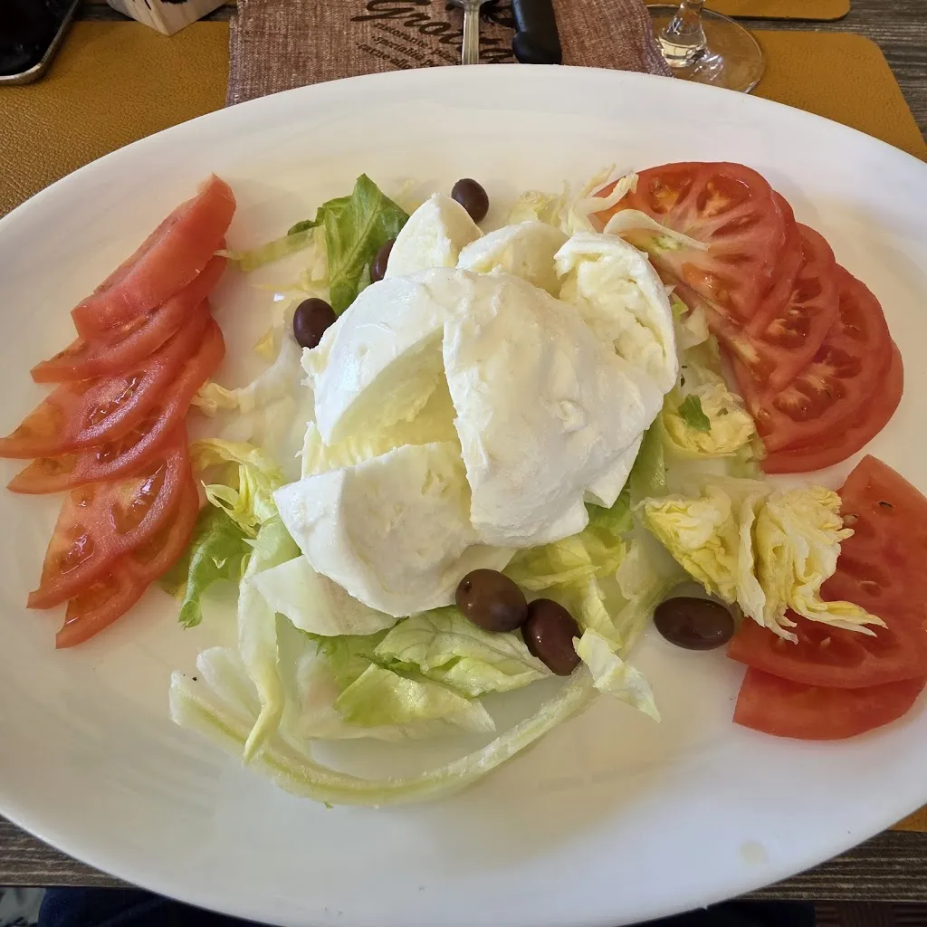 Valentin Vedyakin_La Grotta_Ventimiglia_review