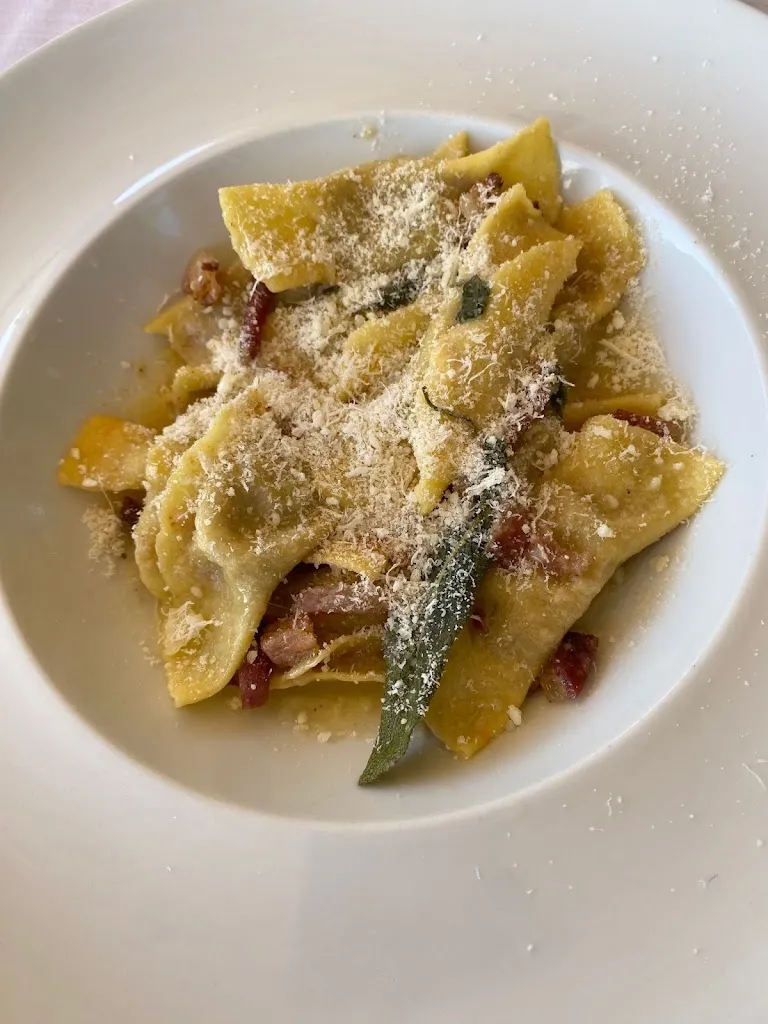 Ristorante @ Agriturismo Grammelot_Adrara San Martino_slider_image_2