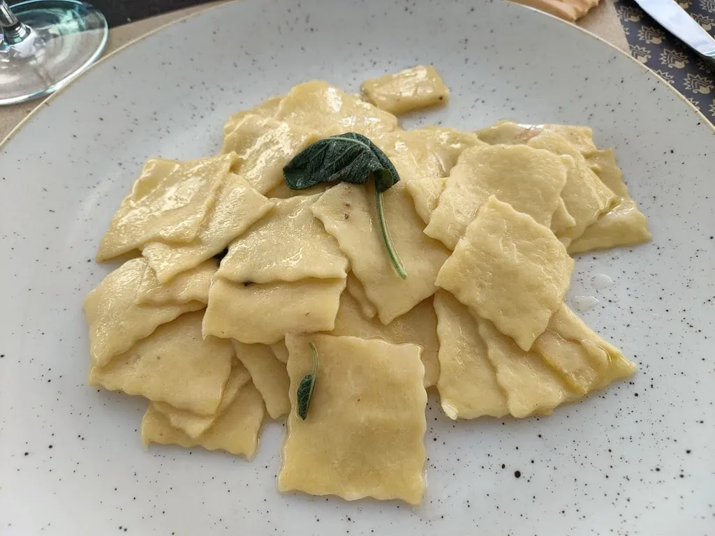 Ai Burattini Di Bellini Gianmarco_Adrara San Martino_slider_image_3