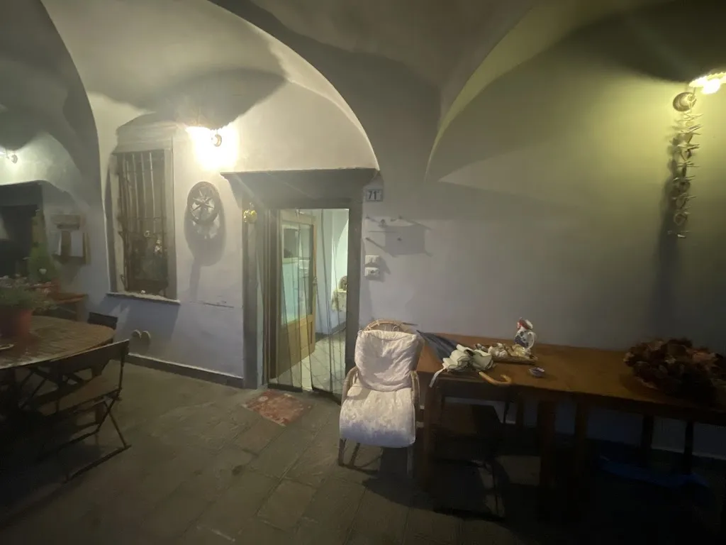 Roby Cave_Agriturismo Domizia_Adrara San Martino_review