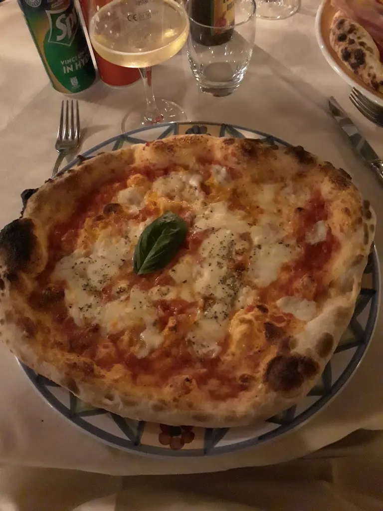 Sangiovanni S.N.C. Di Anna & Carolina Sangiovanni_Adrara San Martino_slider_image_3