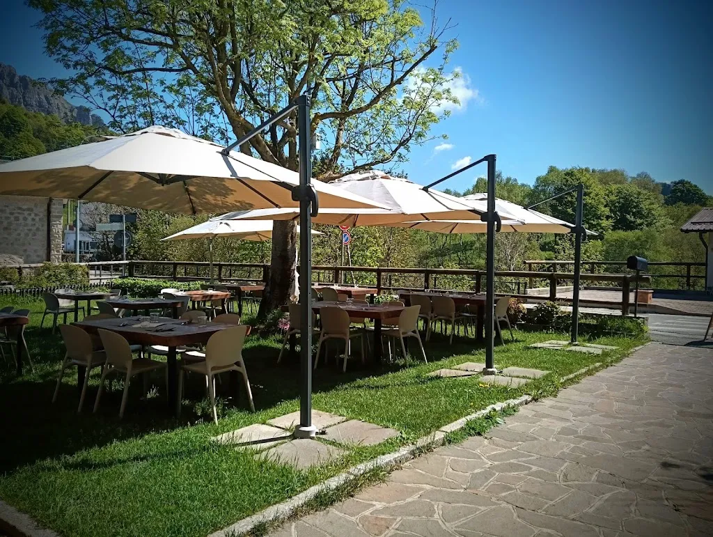 Tana del Nibbio restaurant in Abbadia Lariana