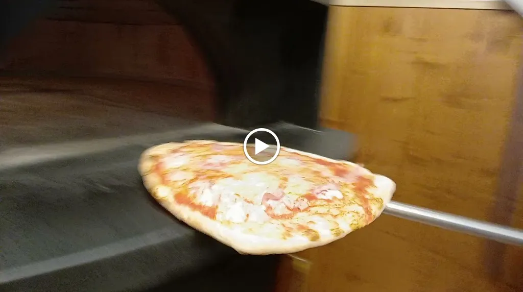 TRATTORIA PIZZERIA BAR ARQUIBUS_Perloz_slider_image_2