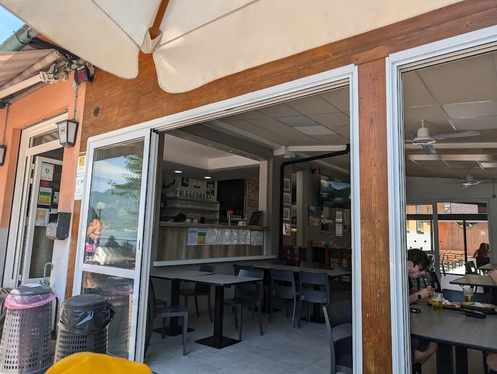 Pizzeria Camping Spiaggia restaurant in Abbadia Lariana