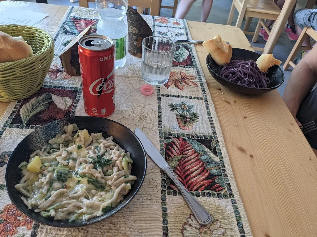 Ma Ha_Parete Ovest ristobar_Abbadia Lariana_review