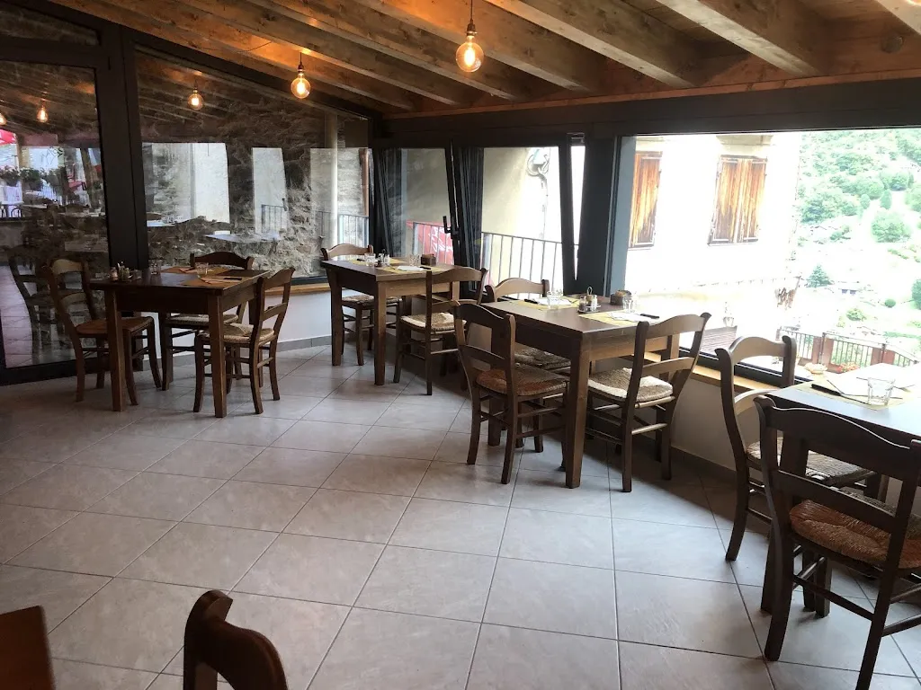 Osteria Ca Du For - Famiglia Carboni restaurant in Perloz