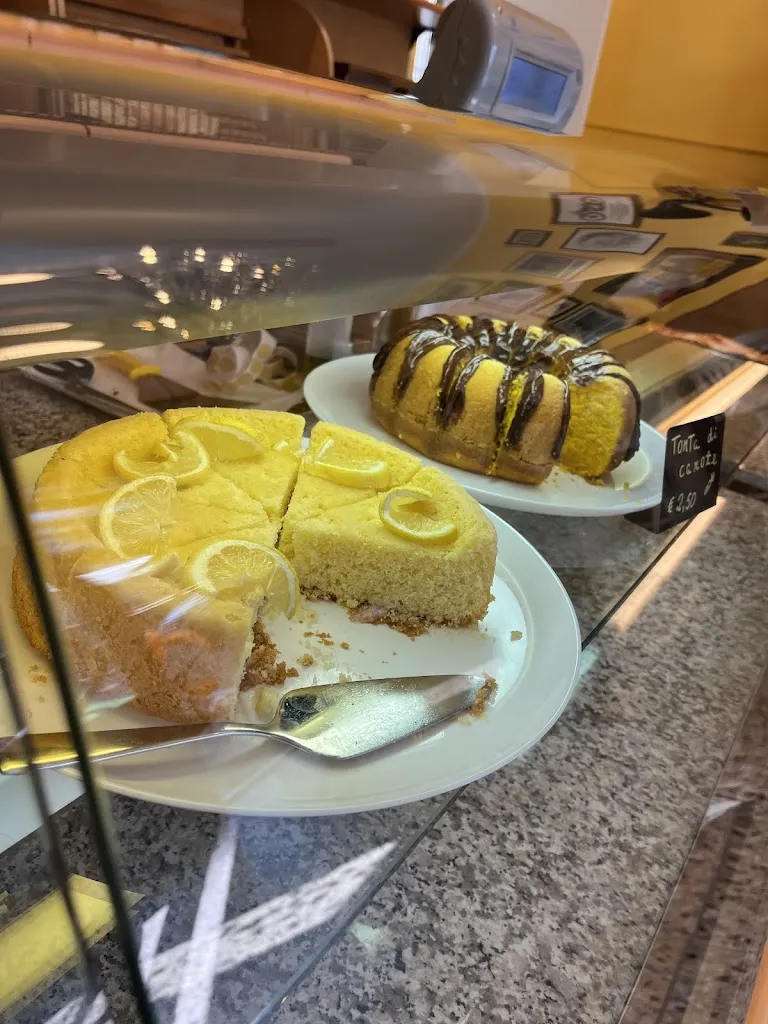 Menu_Aluura Focacceria e Alimentari_Abbadia Lariana_image_6