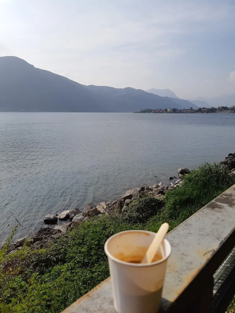 Yoss Valensi_Parco di Chiesa Rotta_Abbadia Lariana_review