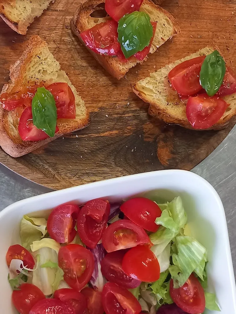 Pizzeria Bar MariLù_Abbadia Lariana_slider_image_3