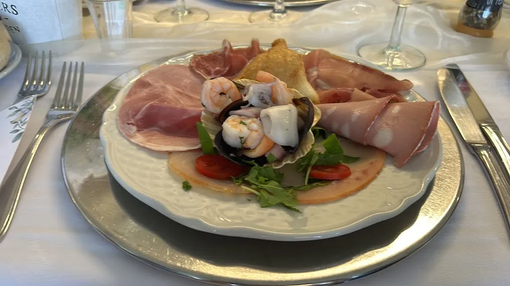 Carolina R._Ristorante Villa del Lago_Agnadello_review