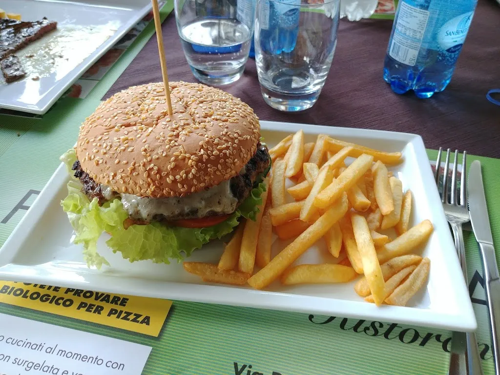 Pizza Golosa Di Rahman Habibur_Aicurzio_slider_image_3