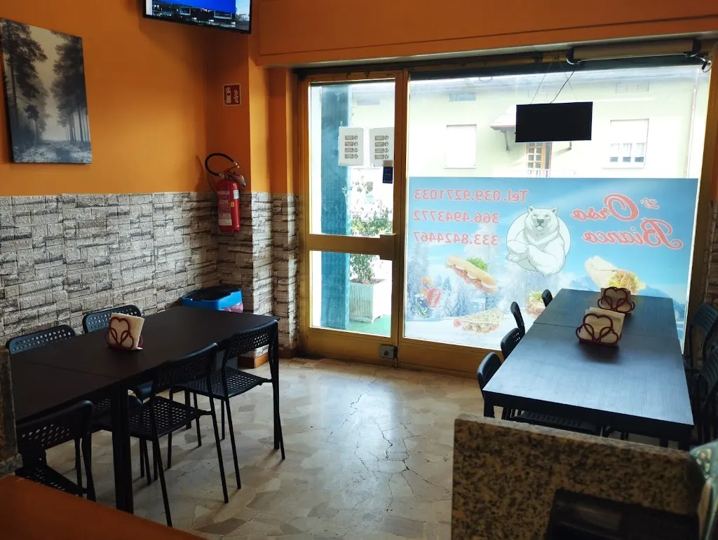 L'orso Bianco...pizzeria d'asporto...forno a legna...specialita kebap_Airuno_slider_image_3